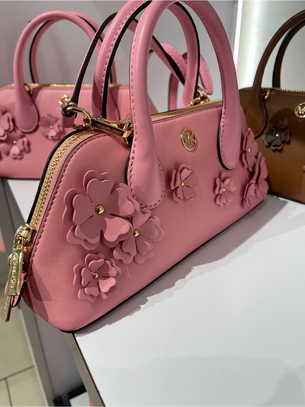 MICHAEL KORS Petra Small Floral Embellished Crossbody Bag
Carnation
NWT - Picture 4 of 16